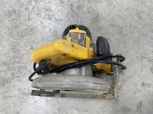 Dewalt Circular Saw DW 368