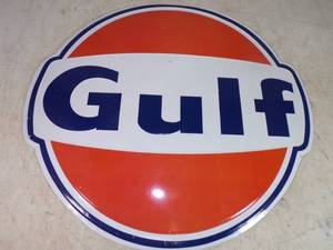 lot 27 image: Tin Gulf Oil and Gas Sign in Great Condition
