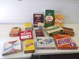 lot 41 image: Assortment of Vintage Candy bar Boxes  Very Nice Collection in Great Condition