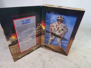 lot 64 image: Vintage GI Joe U.S. Army Infantry Classic collection Limited Edition