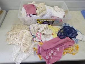 lot 75 image: Vintage Large Lot of Doilies and Linens Tub Included