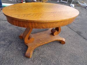 lot 80 image: Unique Oval TableDesk with one Drawer on each side for Storage Solid Condition