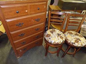 lot 109 image: Solid 5 Drawer Dresser with 2 Recovered Swivel Stools with a Mid Century Modern Look