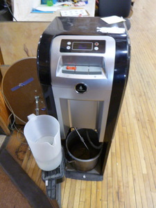 lot 6 image: Advanced Water Dispenser