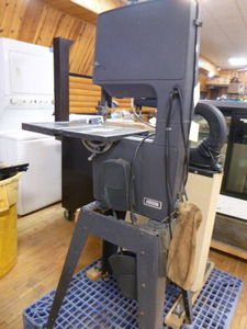 lot 8 image: Craftsman 12 Band Saw