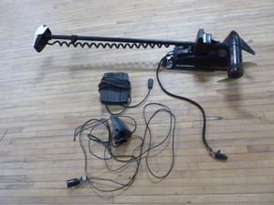 lot 25 image: MinnKota Quick Turbo Power Trolling Motor