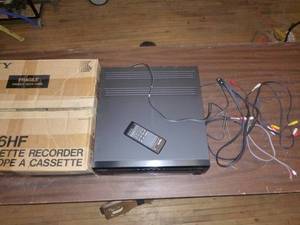 lot 47 image: Pioneer Multi-Play 5CD CDVLD Laser Disk Player