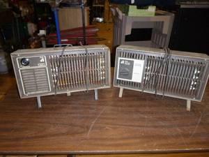 lot 58 image: 2 Arvin Portable Heaters