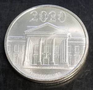 1 TROY OZ .999 FINE SILVER 2020 TRUMP ROUND