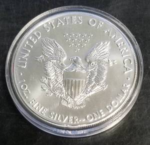 2018 AMERICAN SILVER EAGLE 1 TROY OZ .999 FINE SILVER IN AIRTITE