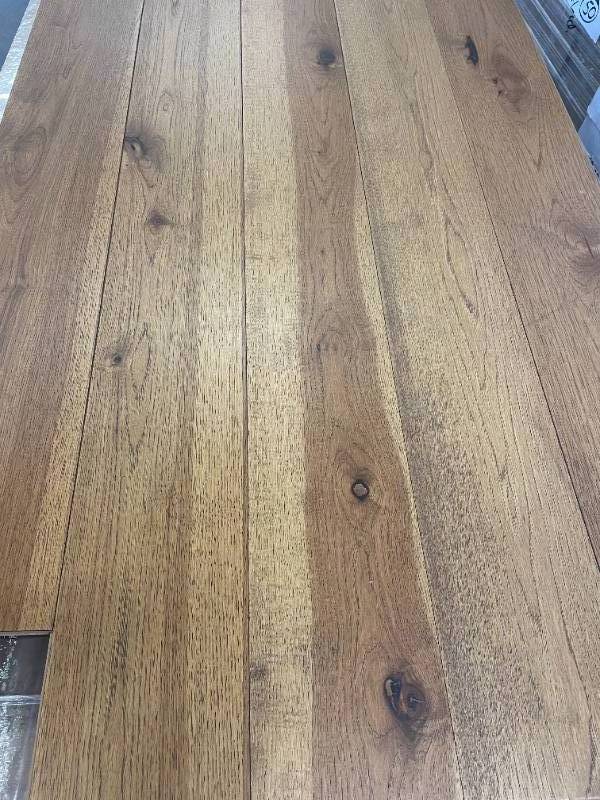 402 SF of High End Engineered Hardwood Flooring Hardsracped 12x7x 81- WV