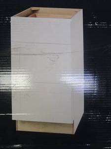 lot 510 image: Hampton Bay Avondale Shaker Alpine White Quick Assemble Plywood 18 in Drawer Base Kitchen Cabinet (18 in W x 24 in D x 34.5 in H) (OPEN BOX)