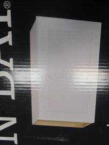 lot 514 image: Hampton Bay Avondale Shaker Alpine White Quick Assemble Plywood 18 in Wall Kitchen Cabinet (18 in W x 30 in H x 12 in D) (OPEN BOX)