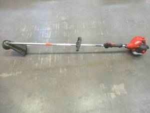 lot 683 image: ECHO 21.2 cc Gas 2-Stroke Straight Shaft Trimmer, SRM-225, Was able to start, but missing throttle trigger - SOLD AS IS