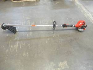 lot 686 image: ECHO 21.2 cc Gas 2-Stroke Straight Shaft Trimmer, SRM-225, Starts and Runs Well, Missing Filter Cap - SOLD AS IS