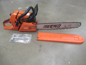 lot 689 image: ECHO 20 in. 59.8 cc Gas 2-Stroke Cycle Chainsaw, CS-590, Has Compression, Could Not Start - SOLD AS IS