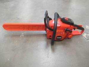 lot 693 image: ECHO 18 in. 30.5 cc Gas 2-Stroke Cycle Chainsaw, CS-400, Has Compression, Could Not Start - SOLD AS IS