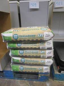 lot 522 image: Custom Building Products VersaBond-LFT 50 lbs. White Fortified Medium Bed Mortar - 5 BAGS