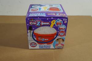 lot 75 image: Cra-Z-Art Cra-Z-Snow Bucket