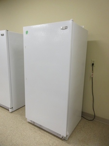 lot 101 image: FRIGIDAIRE REFRIGERATOR