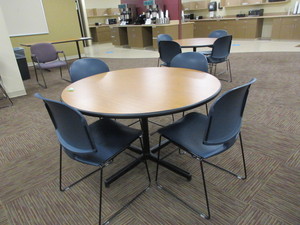 lot 125 image: STEELCASE TABLES WITH STEELCASE CHAIRS FOR THE LUNCHROOM OR CONFERENCE ROOM