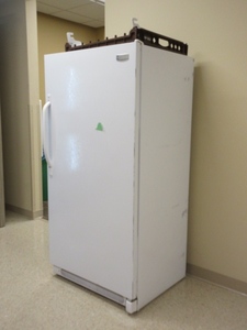 lot 108 image: FRIGIDAIRE REFRIGERATOR