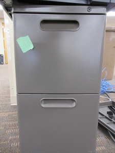 lot 256 image: FREESTANDING PEDESTAL FILE UNIT