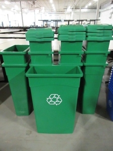 lot 161 image: CONTINENTAL 23 GAALON GREEN RECYCLE RECEPTACLES WITH SOME LIDS