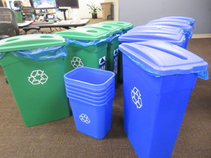 lot 155 image: CONTINENTAL RECYCLE RECEPTACLES