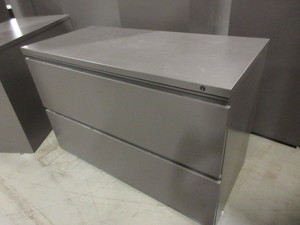 lot 307 image: HERMAN MILLER LATERAL FILES