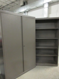 lot 309 image: HERMAN MILLER MERIDIAN BOOKCASE AND CABINET