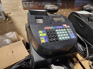 lot 109 image: Royal alpha 1000ML Cash Management System