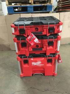 Milwaukee  PACKOUT 22 in. Modular Tool Box Storage System customer returns see pictures