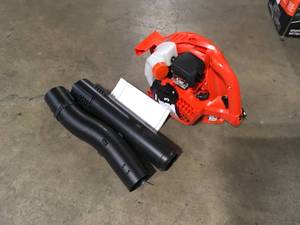 lot 5 image: Echo  170 MPH 453 CFM 25.4 cc Gas 2-Stroke Cycle Handheld Leaf Blower Model PB 2520 open box customer return see pictures