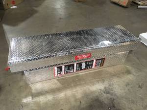 lot 13 image: Weatherguard 10.7 CU Diamond Plate Aluminum Full Size Crossbed Truck Tool Box