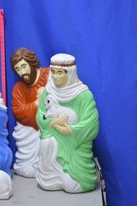 lot 7 image: Empire Plastics vintage lighted plastic blow molds nativity scene