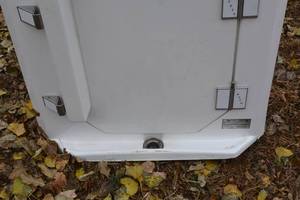 lot 1 image: safety bath walk in bath tub