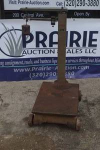 lot 5 image: Fairbanks Morse Industrial Scale with Weights - Model 1124 Class III (1000 lb)