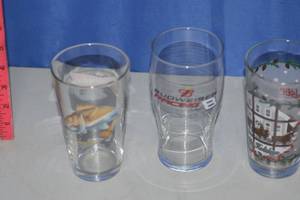 lot 49 image: Budweiser glasses