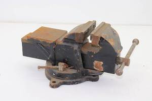 4 Wide Bench Vise