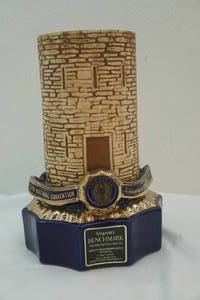 seagrams bench mark Jim beam decanter