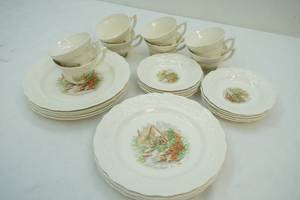 mount Clemons glassware