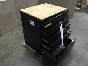 lot 35 image: Husky Heavy Duty Welded 18-Gauge Steel 5-Drawer Garage Base Cabinet in Black (28 in. W x 32 in. H x 21.5 in. D) Open Box Review all pictures