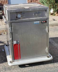 Heated Mobile Cabinet Insulated Universal Slide 12 Pan Cap