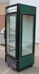 True GEM 26 Commercial Lighted Display Refrigerator