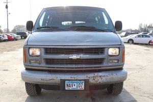 2002 Chevrolet Express 2500