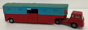 Vintage Corgi Major Toys Chipperfields Circus Truck