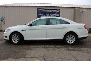 2010 Ford Taurus SE