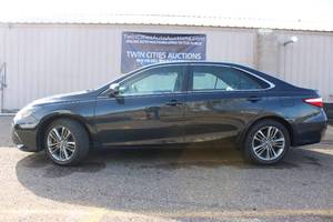 2017 Toyota Camry SE - 83,927 MILES