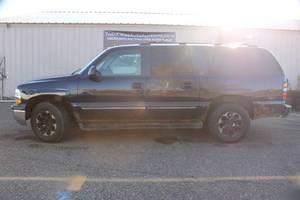 2004 Chevrolet Suburban - 4X4